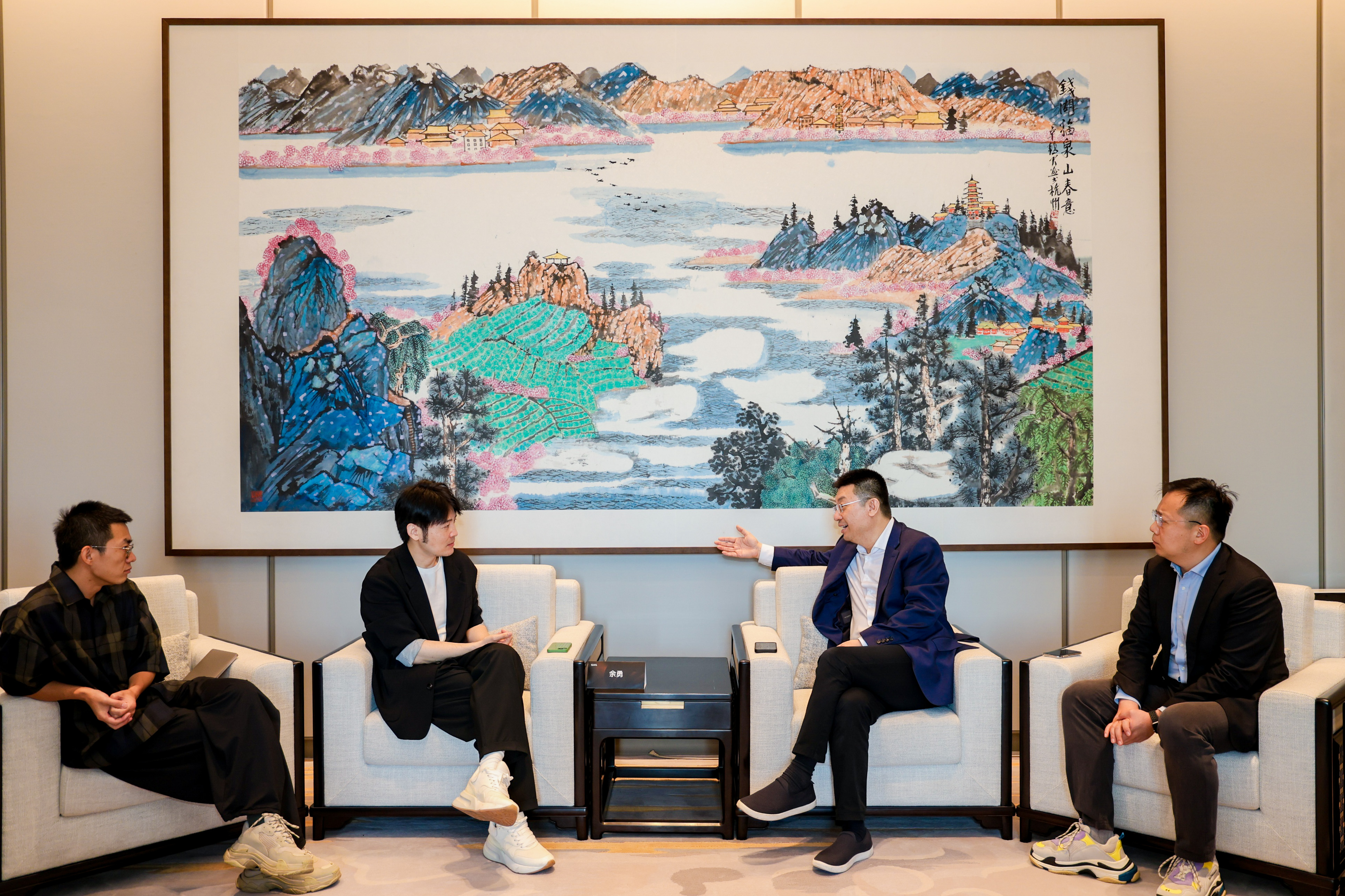 3-GXG品牌领导与分众传媒董事长江南春先生座谈.jpg